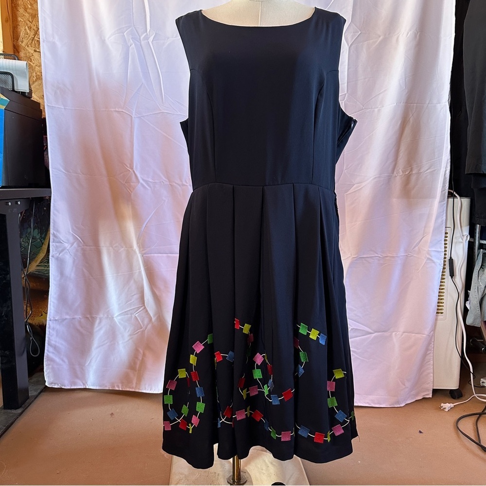 ModCloth womens 1X navy blue colorful squares sleeveless pocket plus Bea Dot - Picture 2 of 15